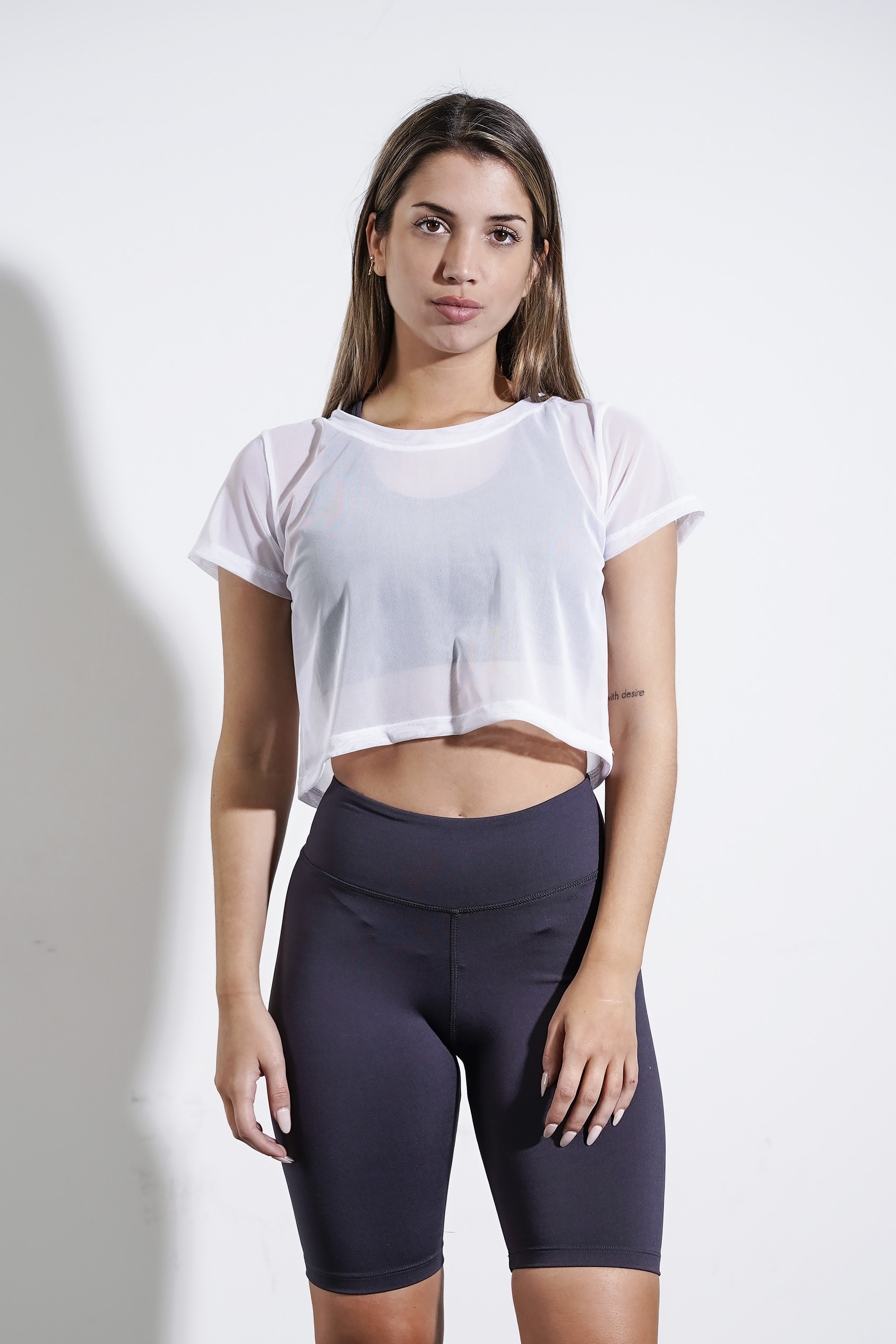Remera Crop Microtul AR38